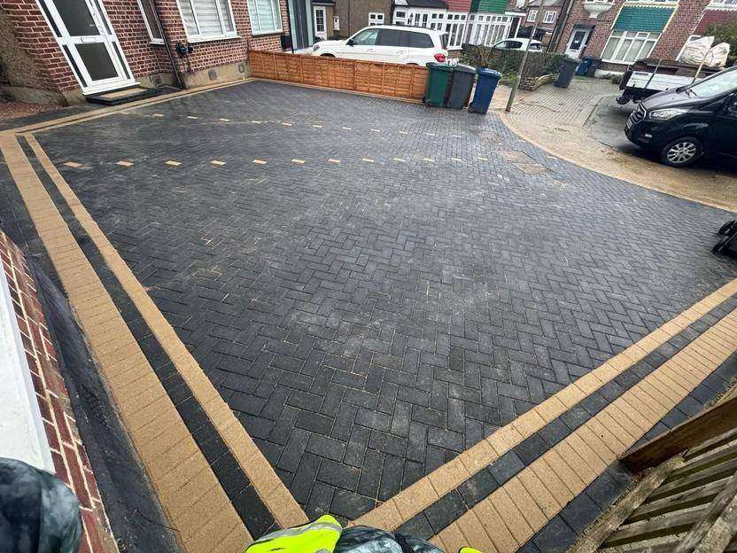 Herringbone block paved driveway