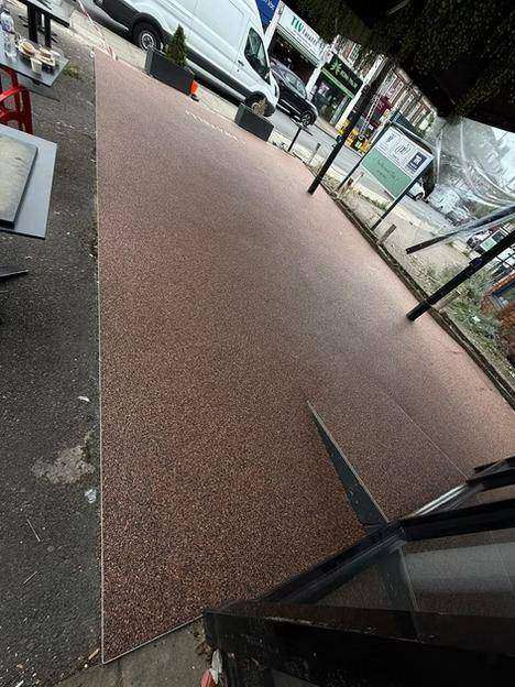 Resin bound walkway
